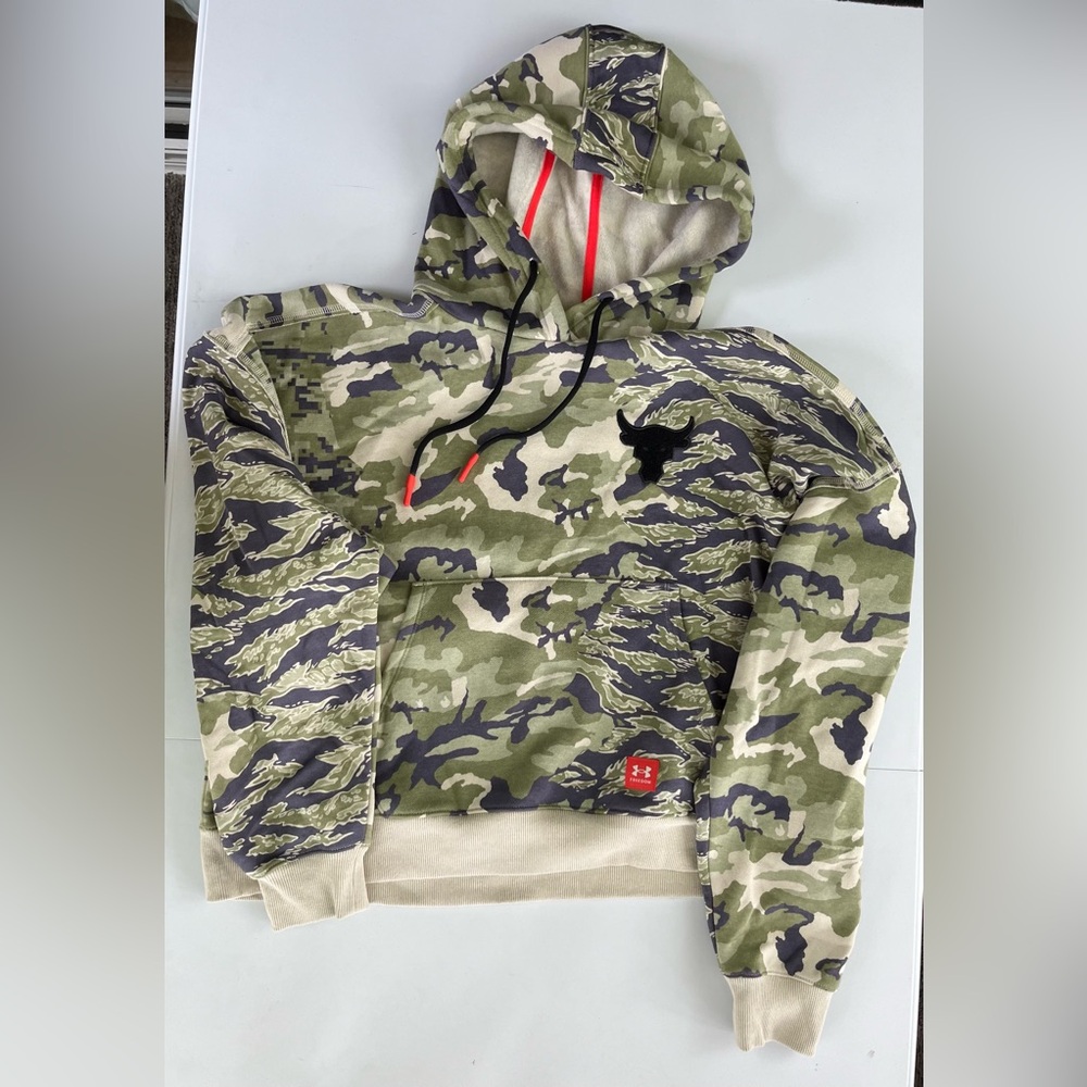 Under Armour the Rock hoodie